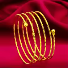 The Gold Accent Jewellery Set